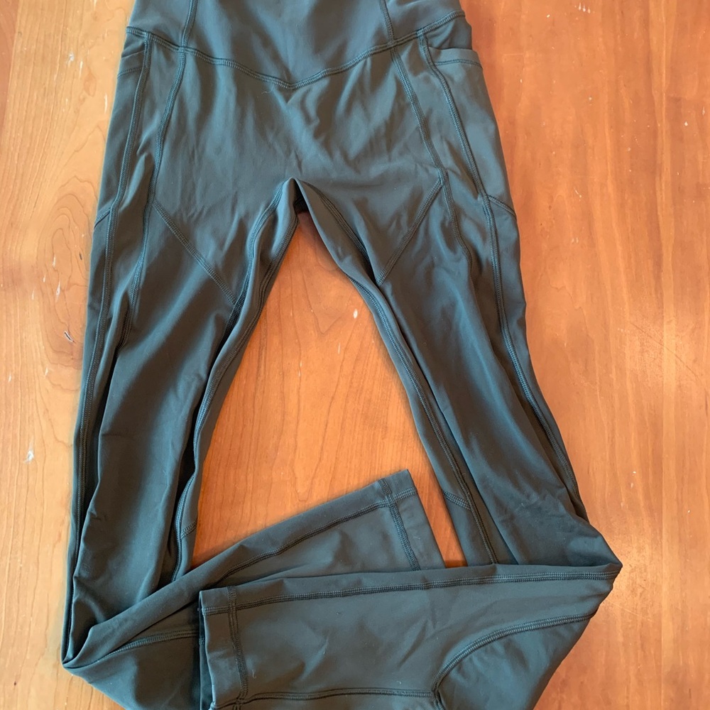 Sz 2, green, lululemon women’s leggings